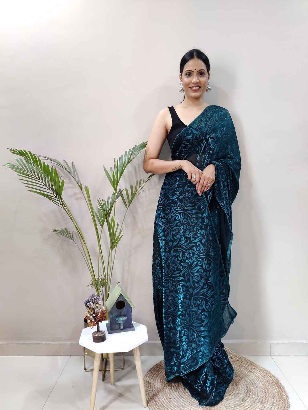 

TEEYA CREATION Floral Printed Ready To Wear Saree, Teal