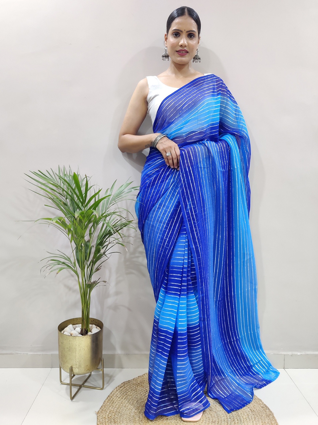 

TEEYA CREATION Striped Ready to Wear Saree, Blue