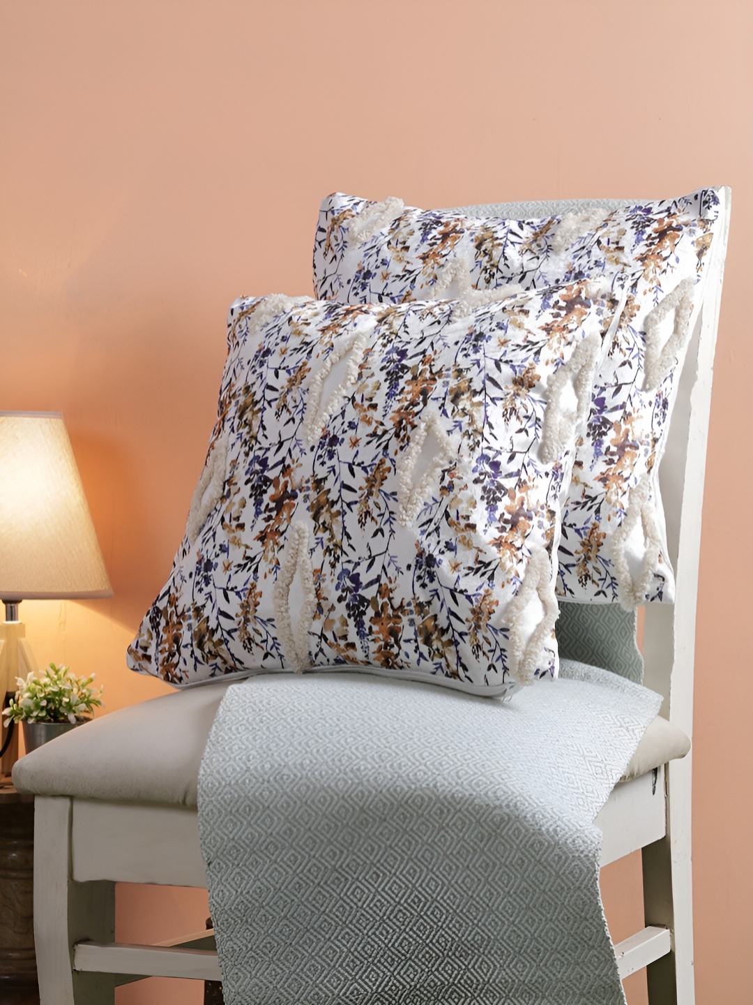 

Aura White & Blue 2 Pieces Floral Square Cushion Covers