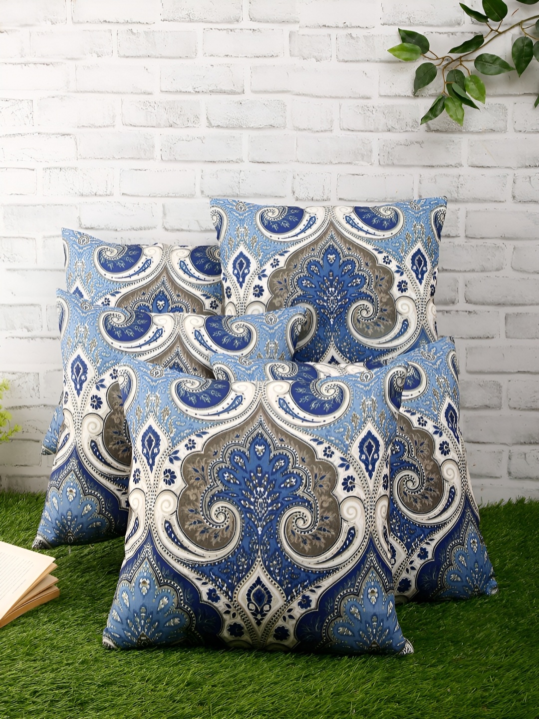 

Aura Blue & White 5 Pieces Ethnic Motifs Square Cushion Covers