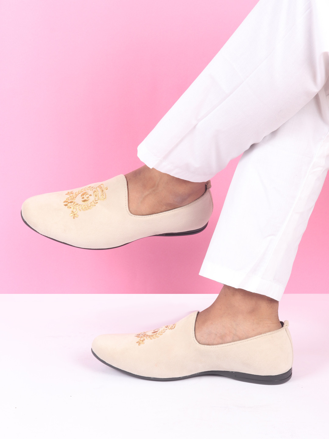 

FAUSTO Men Embroidery Round Toe Lightweight Velvet Loafers, Cream