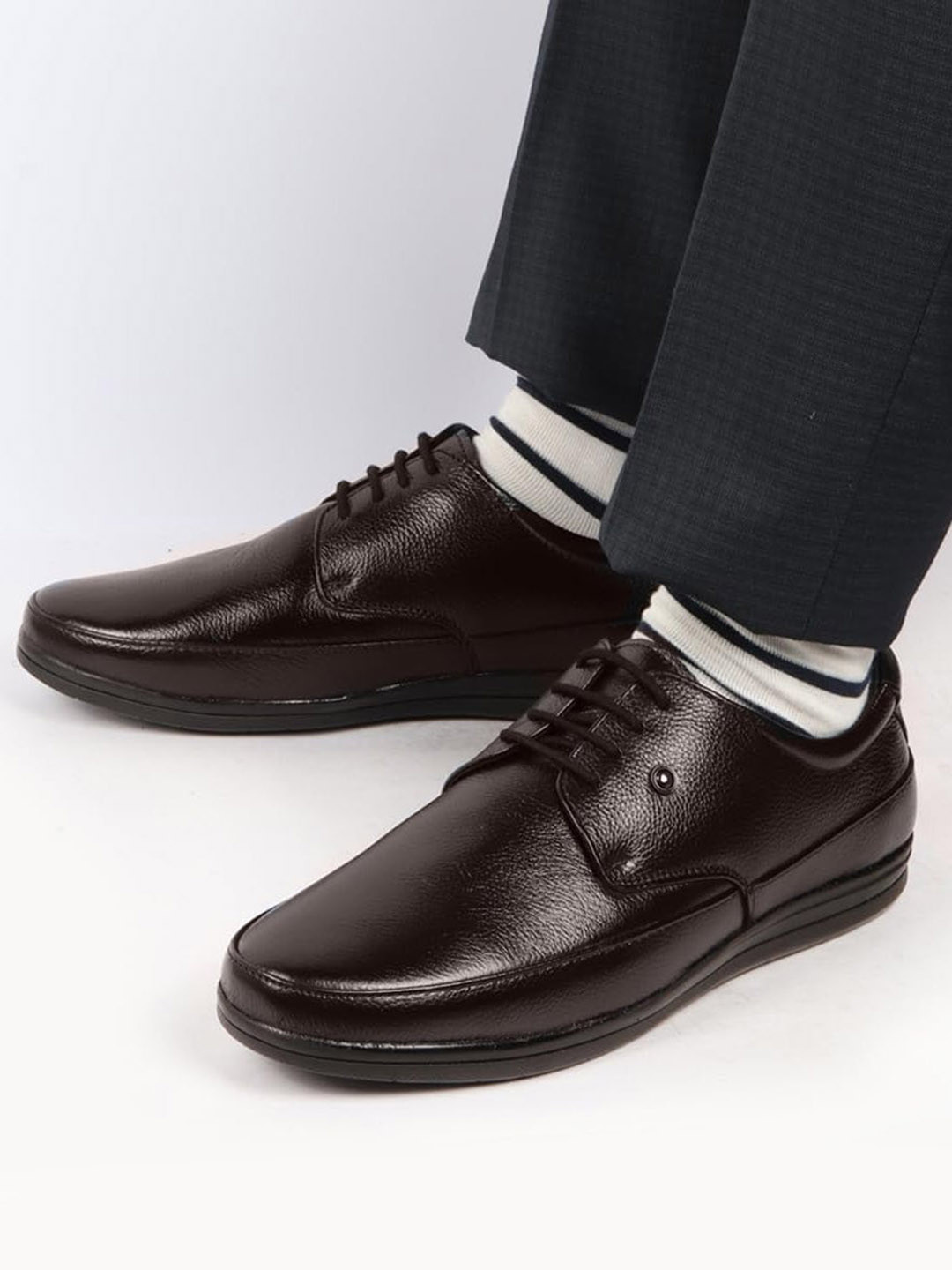 

FAUSTO Men Textured Leather Lace-Up Formal Derbys, Brown