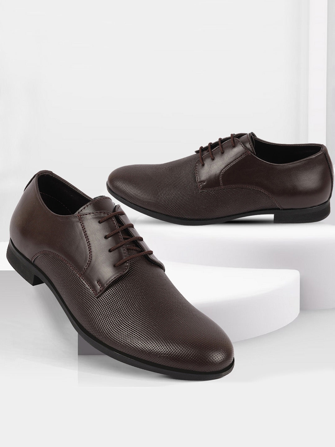

FAUSTO Men Textured Leather Lace-Up Formal Derbys, Brown