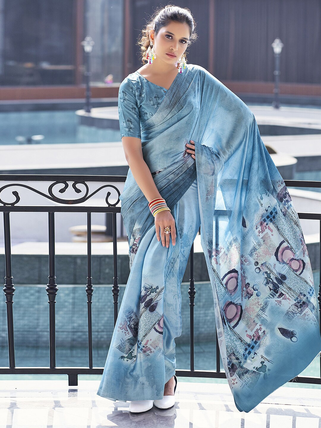 

Satrani Blue Abstract Printed Satin Saree