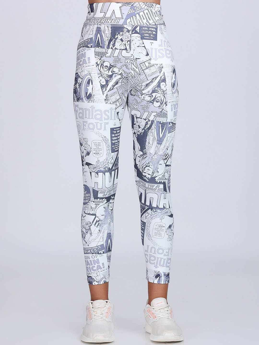 

Apraa & Parma Women Printed Dry-Fit Cropped Tights, White