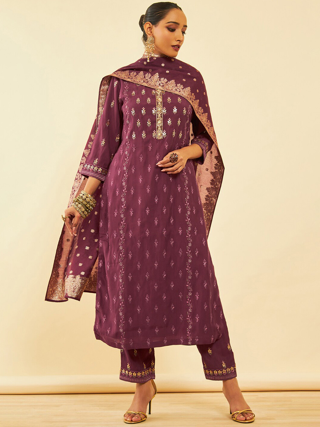 

Soch Floral Embroidered Regular Chanderi Silk Kurta with Trousers & Dupatta, Burgundy