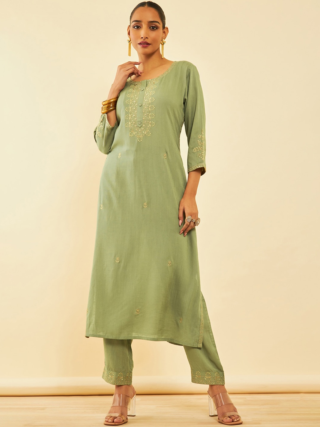 

Soch Floral Embroidered Regular Sequinned Kurta With Trousers, Green