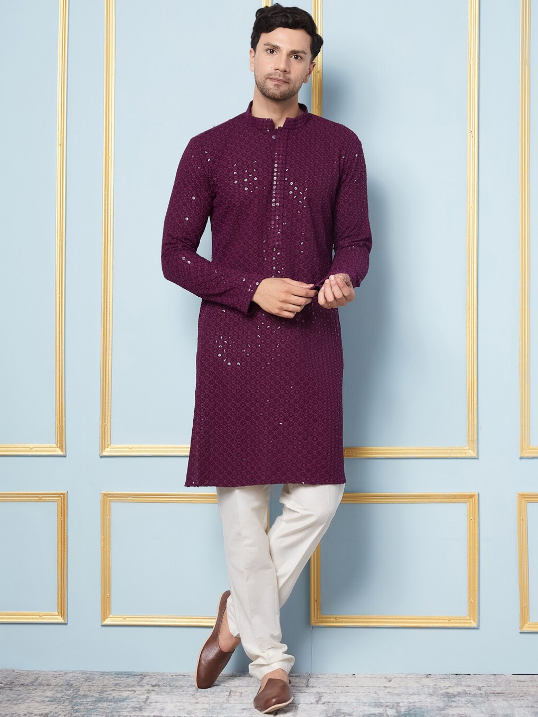 

See Designs Ethnic Motifs Embroidered Regular Sequinned Kurta With Pyjamas, Magenta