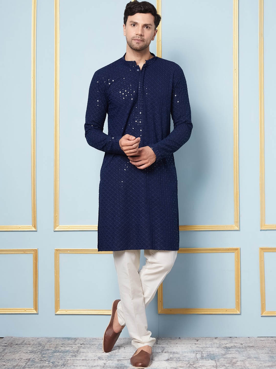 

See Designs Floral Embroidered Mandarin Collar Long Sleeves Sequinned Kurta, Navy blue