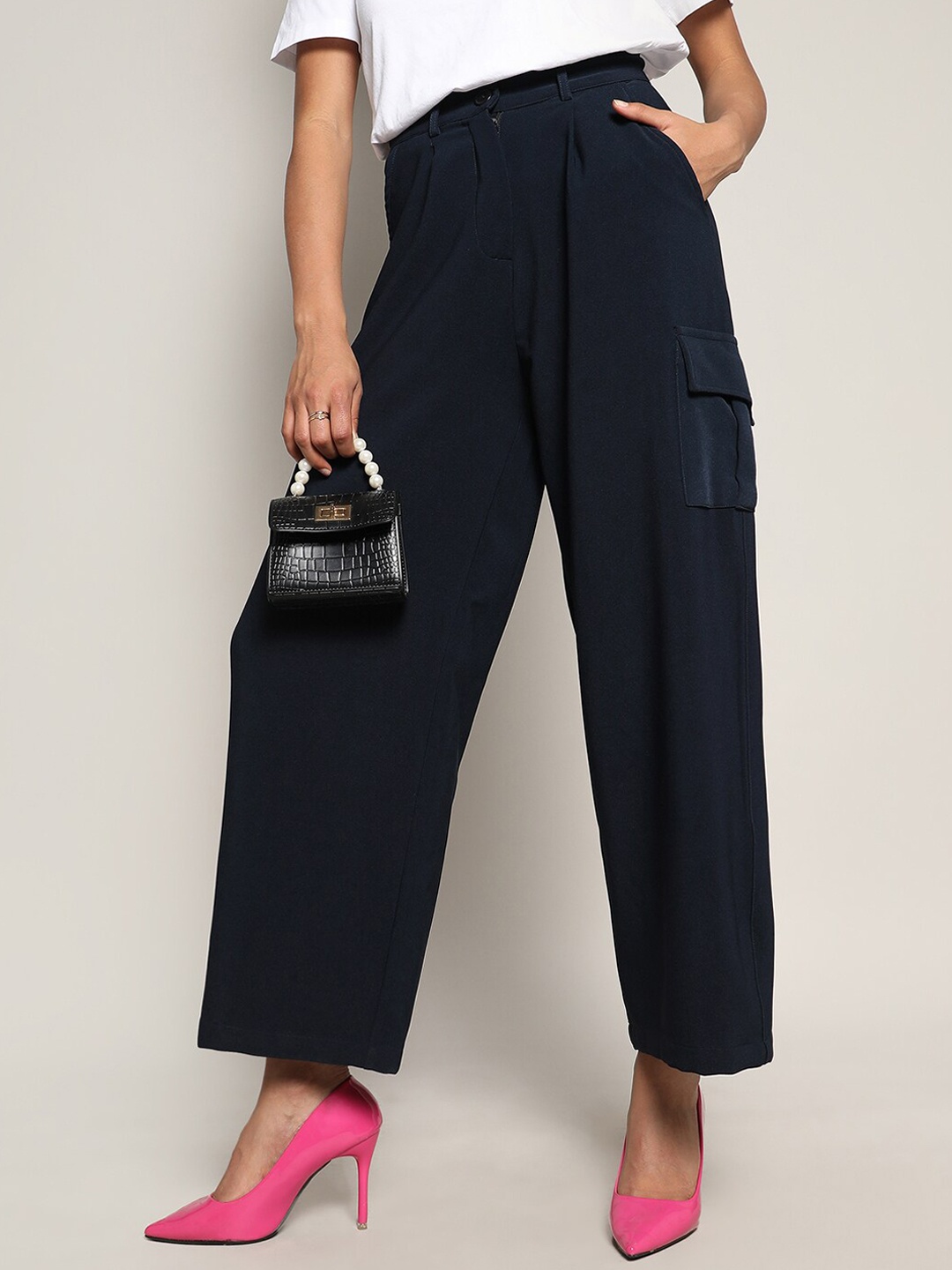 

Campus Sutra Women Navy Blue Relaxed Loose Fit Easy Wash Cargos
