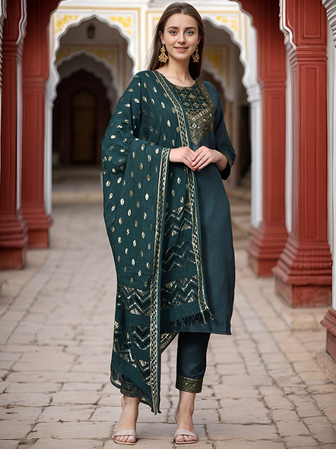 

KALINI Women Yoke Design Regular Kurta with Trousers & With Dupatta, Green