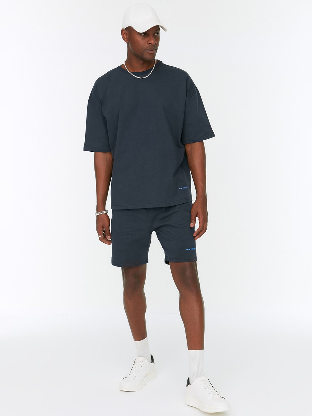 

Trendyol Pure Cotton T-shirt With Shorts, Navy blue