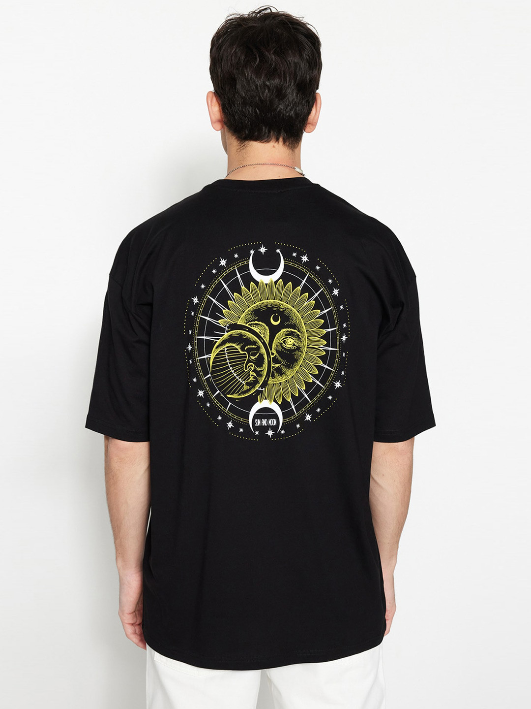 

Trendyol Graphic Printed Drop-Shoulder Sleeves Pure Cotton Longline T-shirt, Black