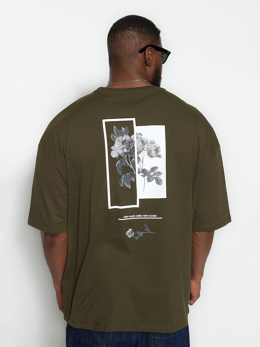 

Trendyol Plus Size Printed Round Neck T-shirt, Green