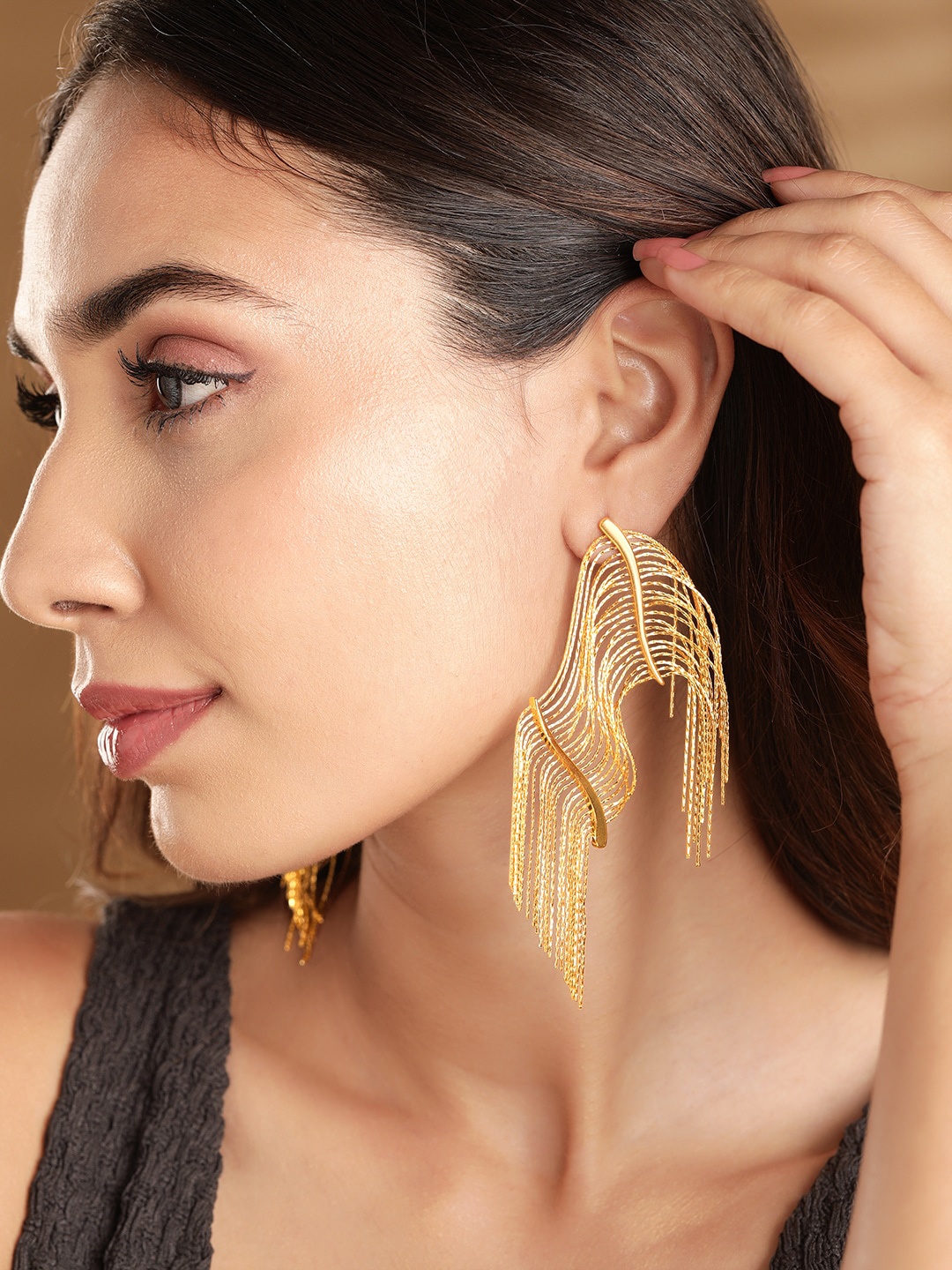 

Rubans Voguish Gold-Plated Contemporary Drop Earrings