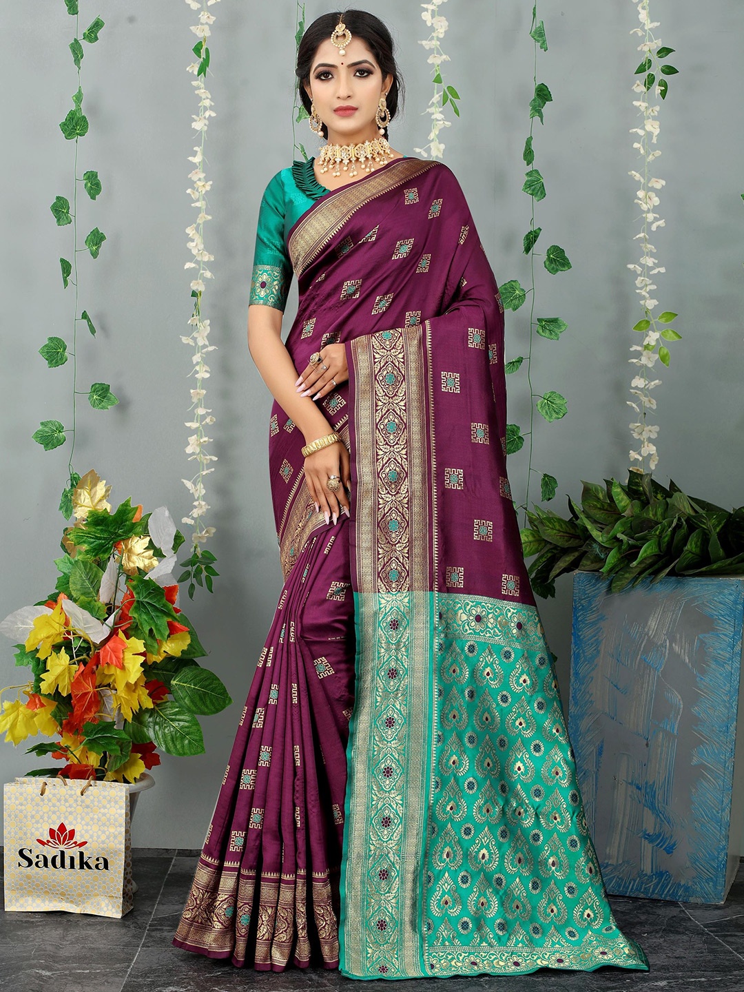 

Sadika Ethnic Motifs Woven Design Zari Kanjeevaram Saree, Purple