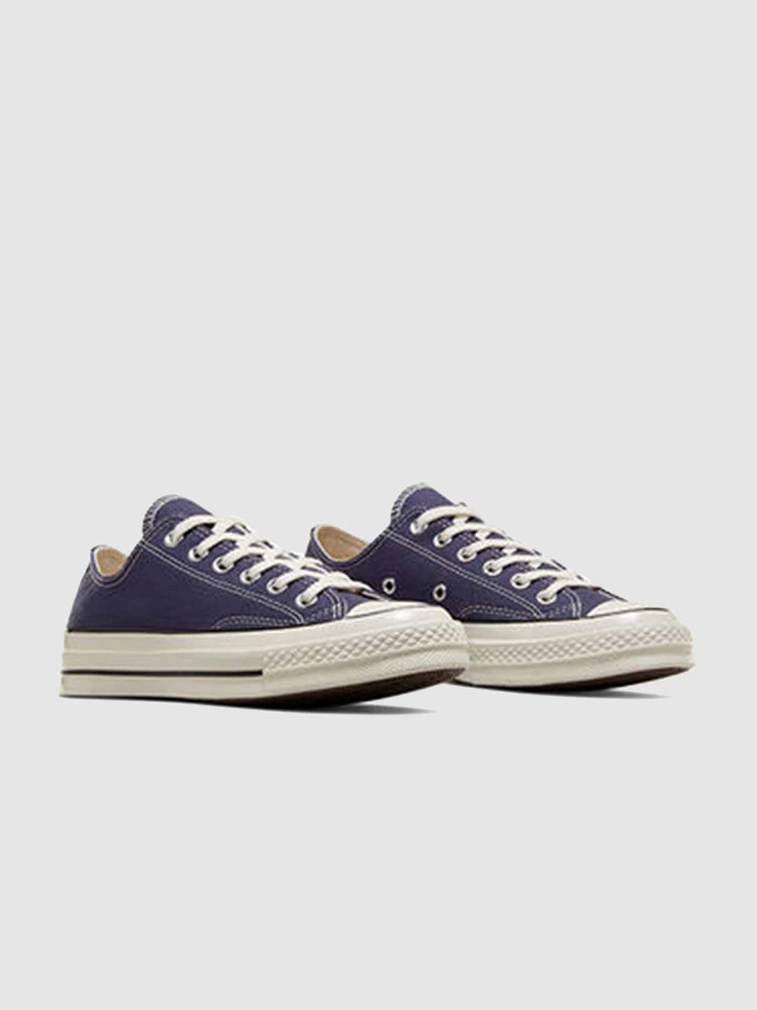 

Converse Unisex Chuck 70 Seasonal Color Low Top Sneakers, Navy blue