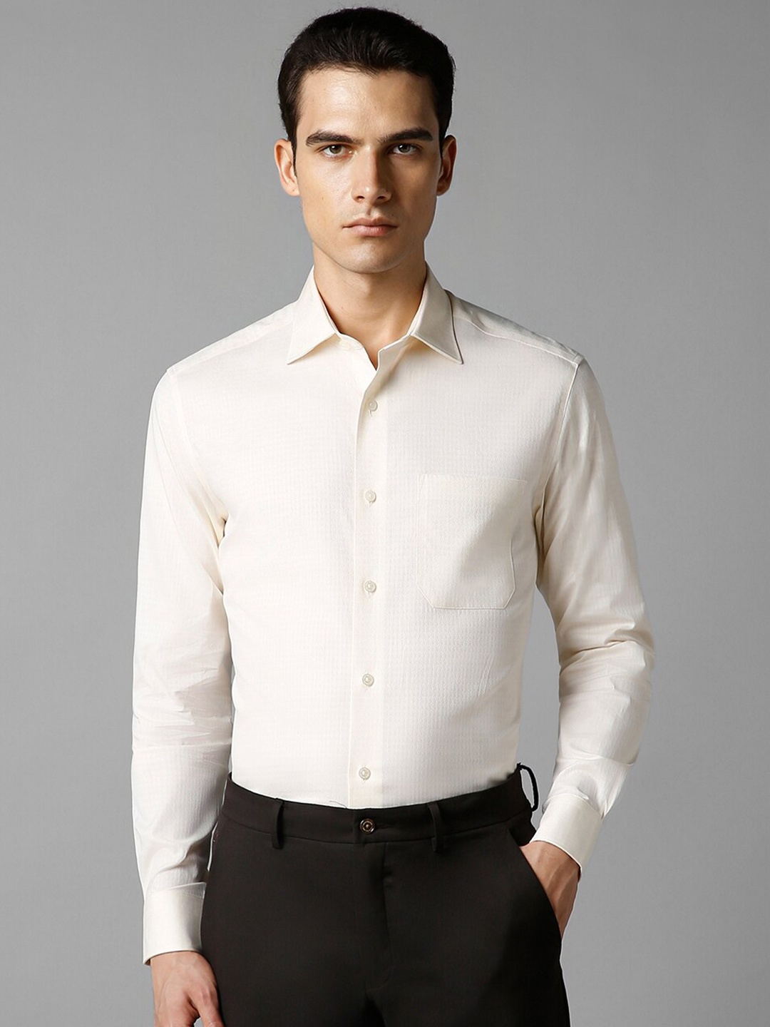 

Louis Philippe Spread Collar Pure Cotton Formal Shirt, Cream
