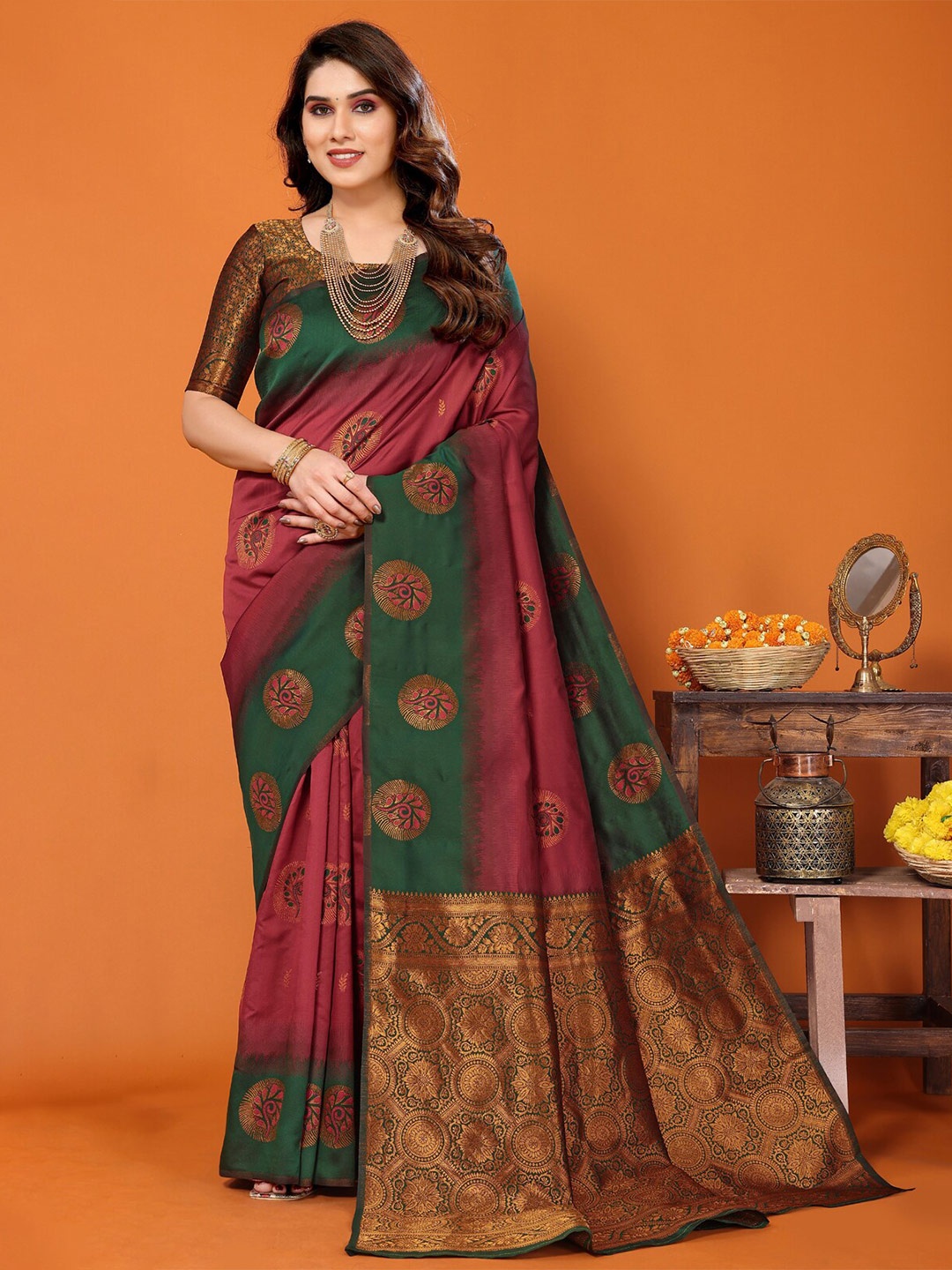 

vj fashion Woven Design Zari Kanjeevaram Saree, Maroon