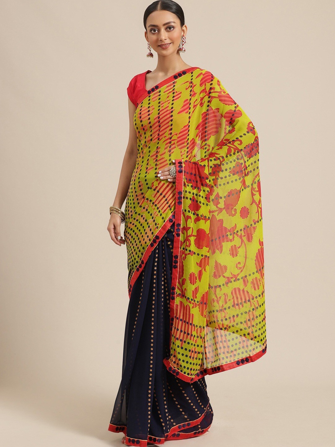 

HRITIKA Floral Printed Pure Georgette Saree, Green