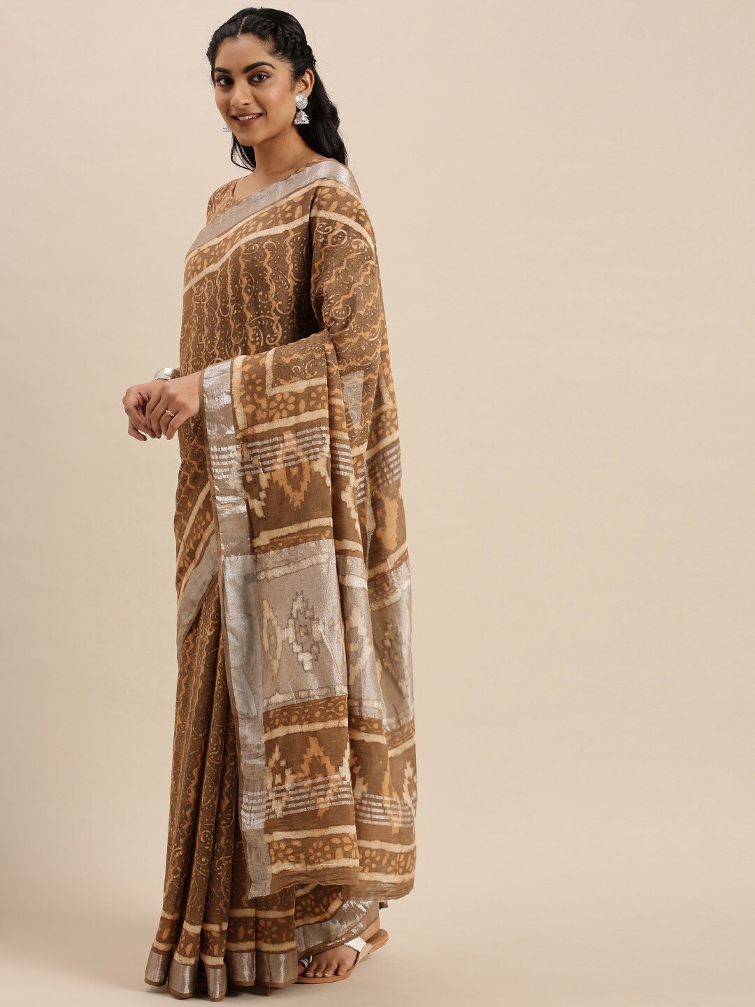 

HRITIKA Ethnic Motifs Zari Pure Linen Saree, Brown