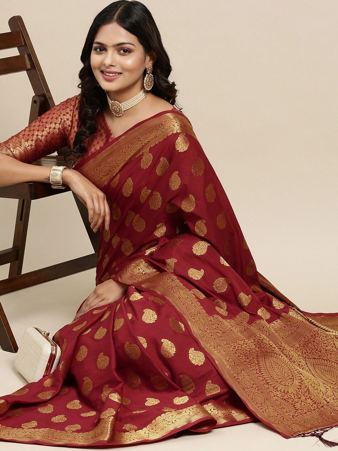 

HRITIKA Ethnic Motifs Woven Design Zari Saree, Maroon
