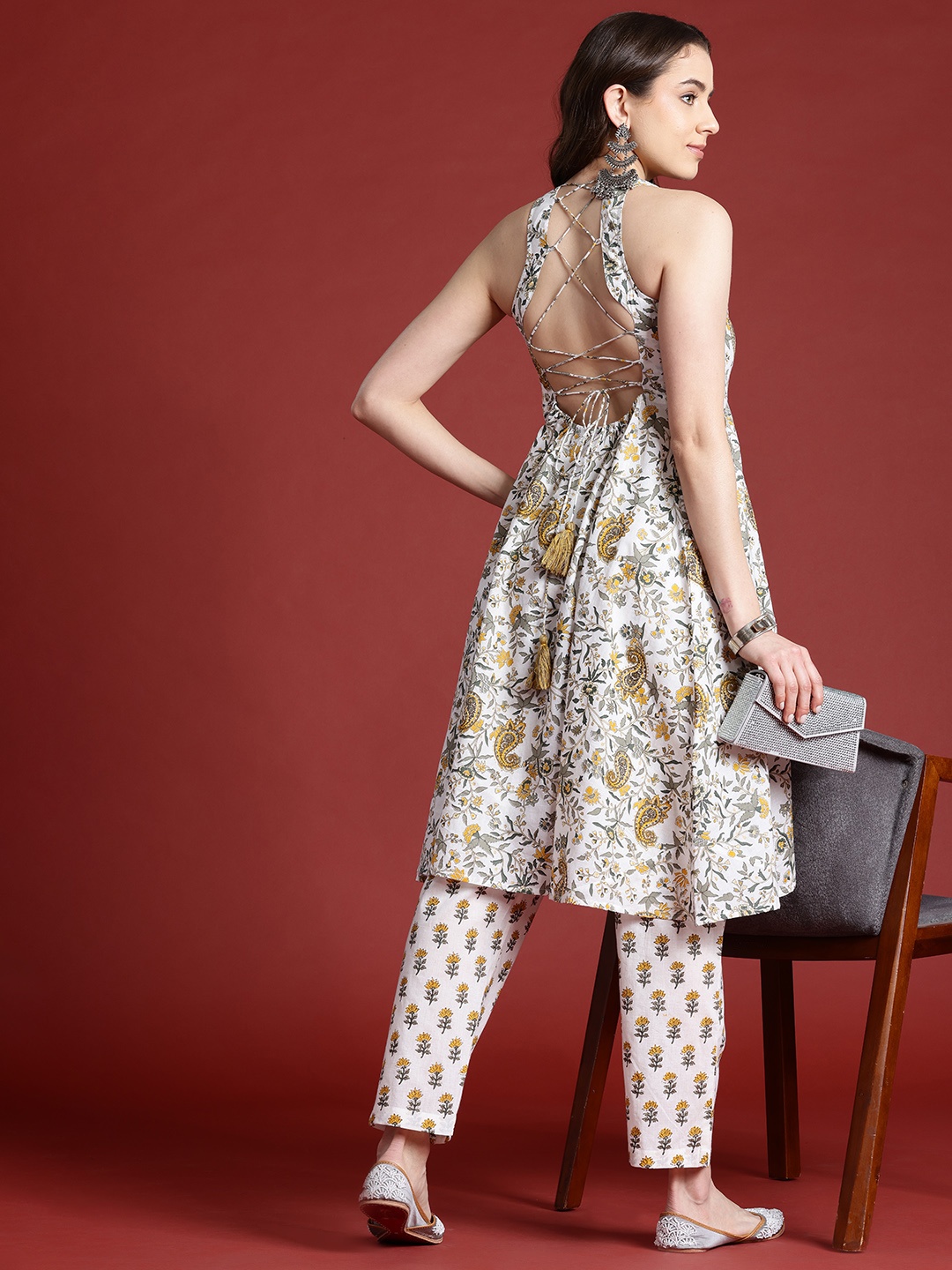 

Anouk Floral Printed Pleated Pure Cotton Fusion Kurta with Trousers, Off white