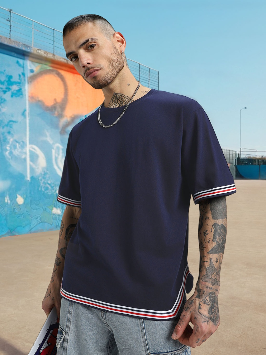 

VEIRDO Round Neck Drop Shoulder Sleeves Pure Cotton Tappered Oversized T-shirt, Navy blue