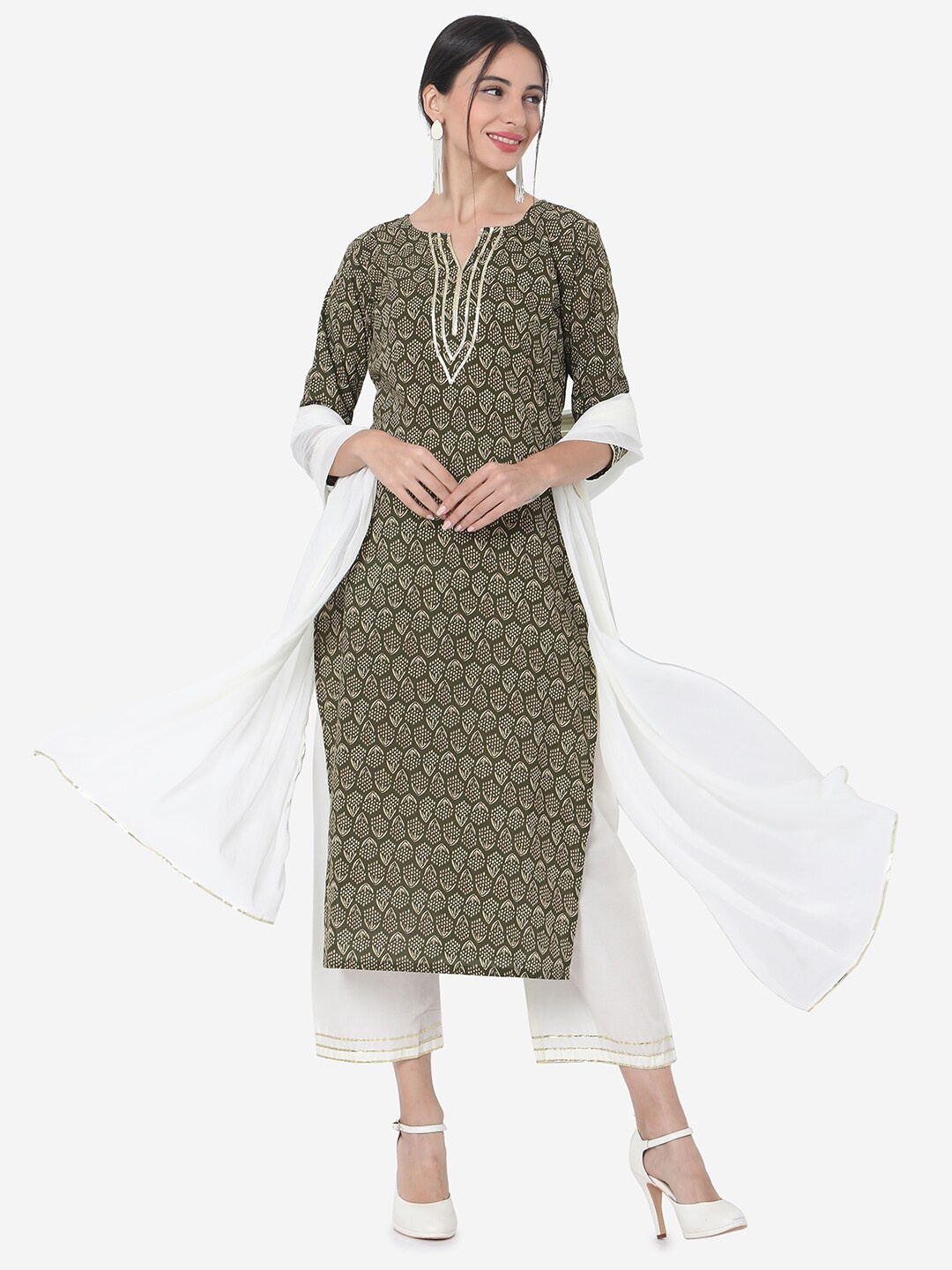 

Saanjh Green Floral Printed Straight Kurta & Palazzos With Dupatta