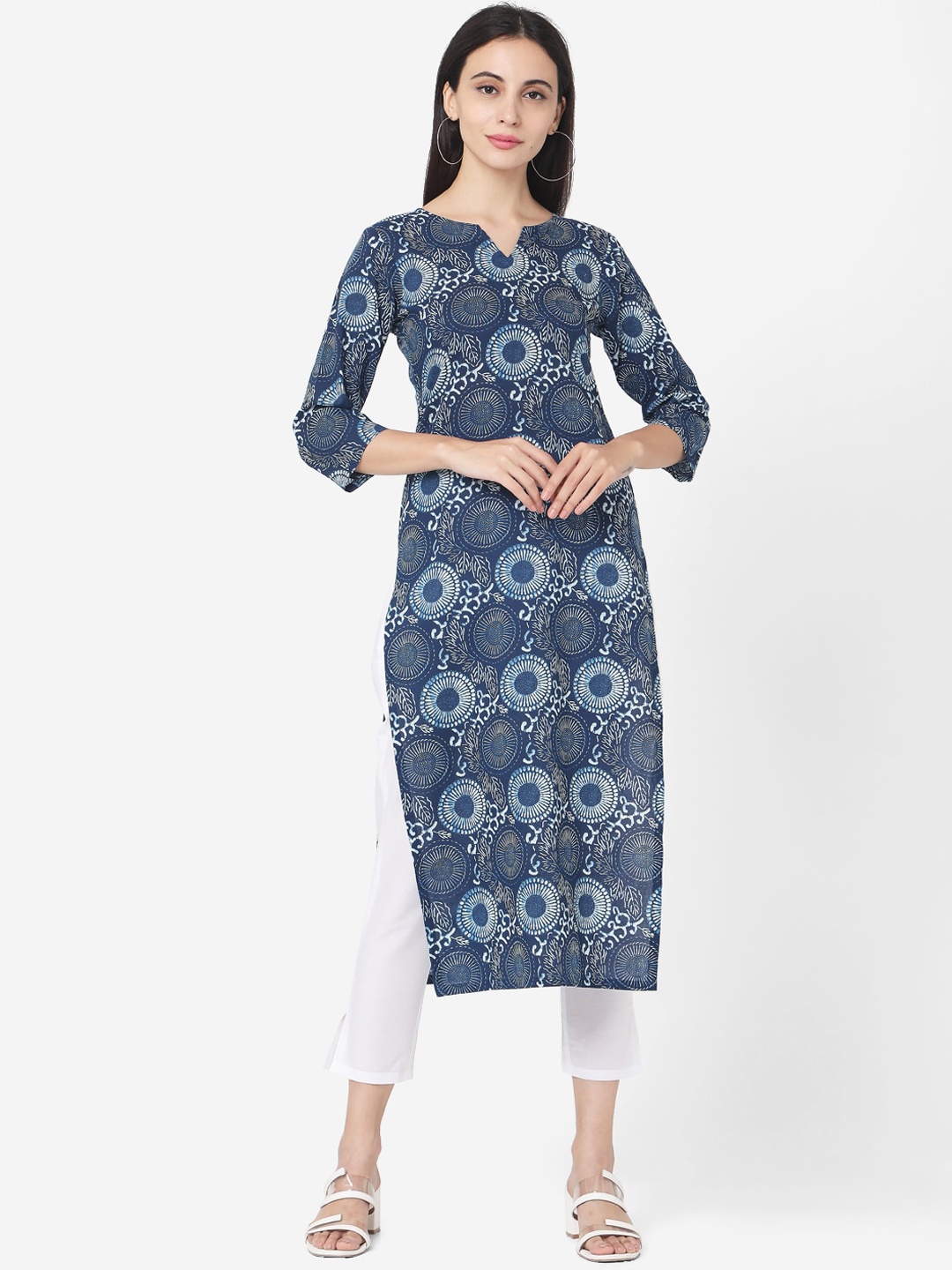 

Saanjh Round Neck Ethnic Motifs Printed Regular Kurta with Trousers, Navy blue