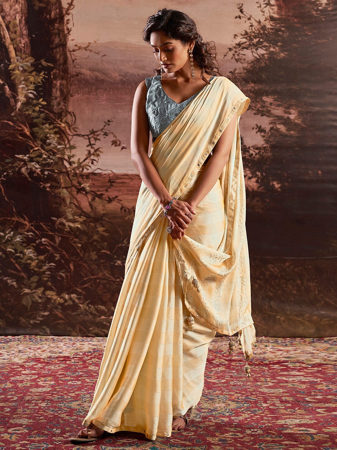 

Mitera Striped Poly Chiffon Leheriya Saree, Cream