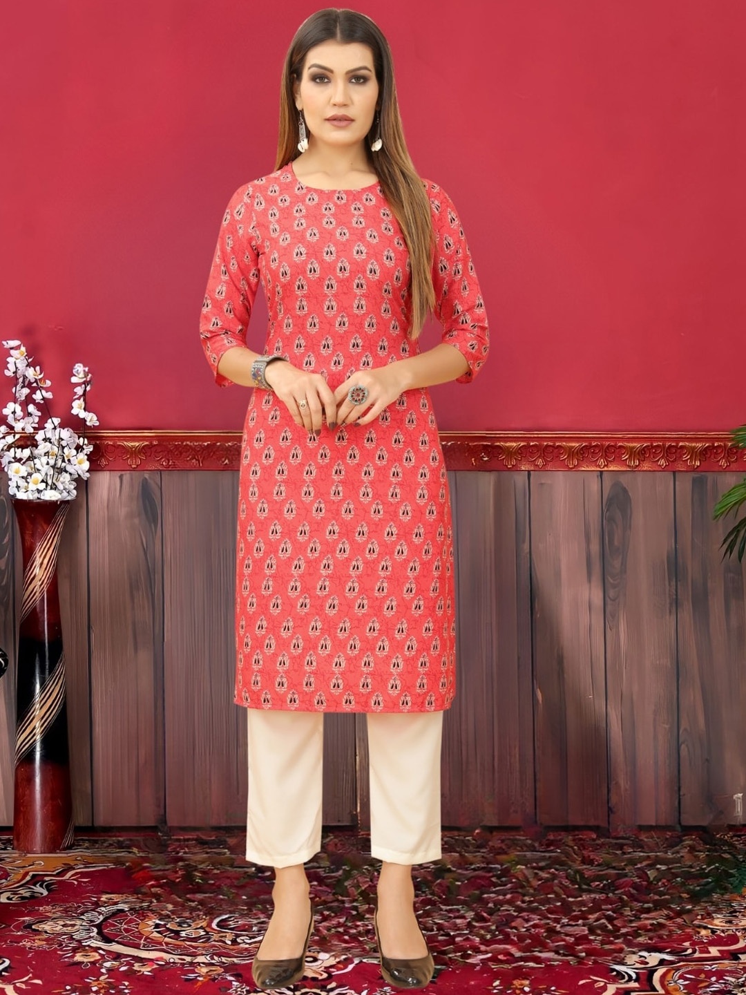 

MAGMINA Ethnic Motifs Printed Round Neck Crepe Straight Kurta, Red