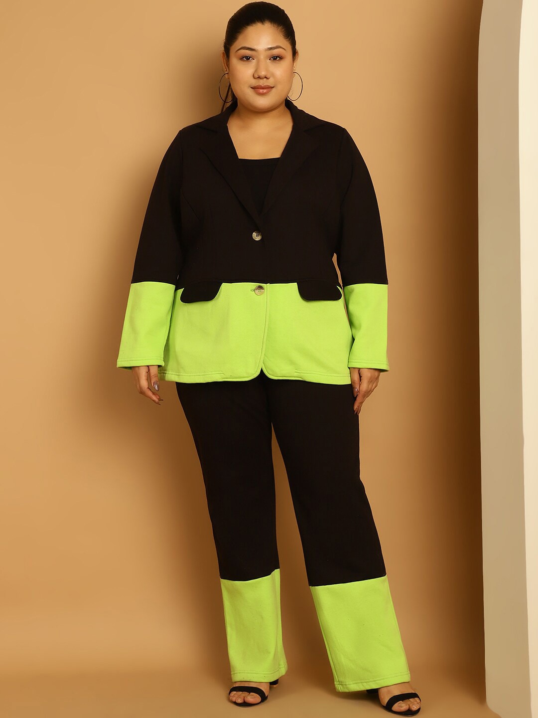 

theRebelinme Plus Size Colourblocked Coat With Trousers, Green