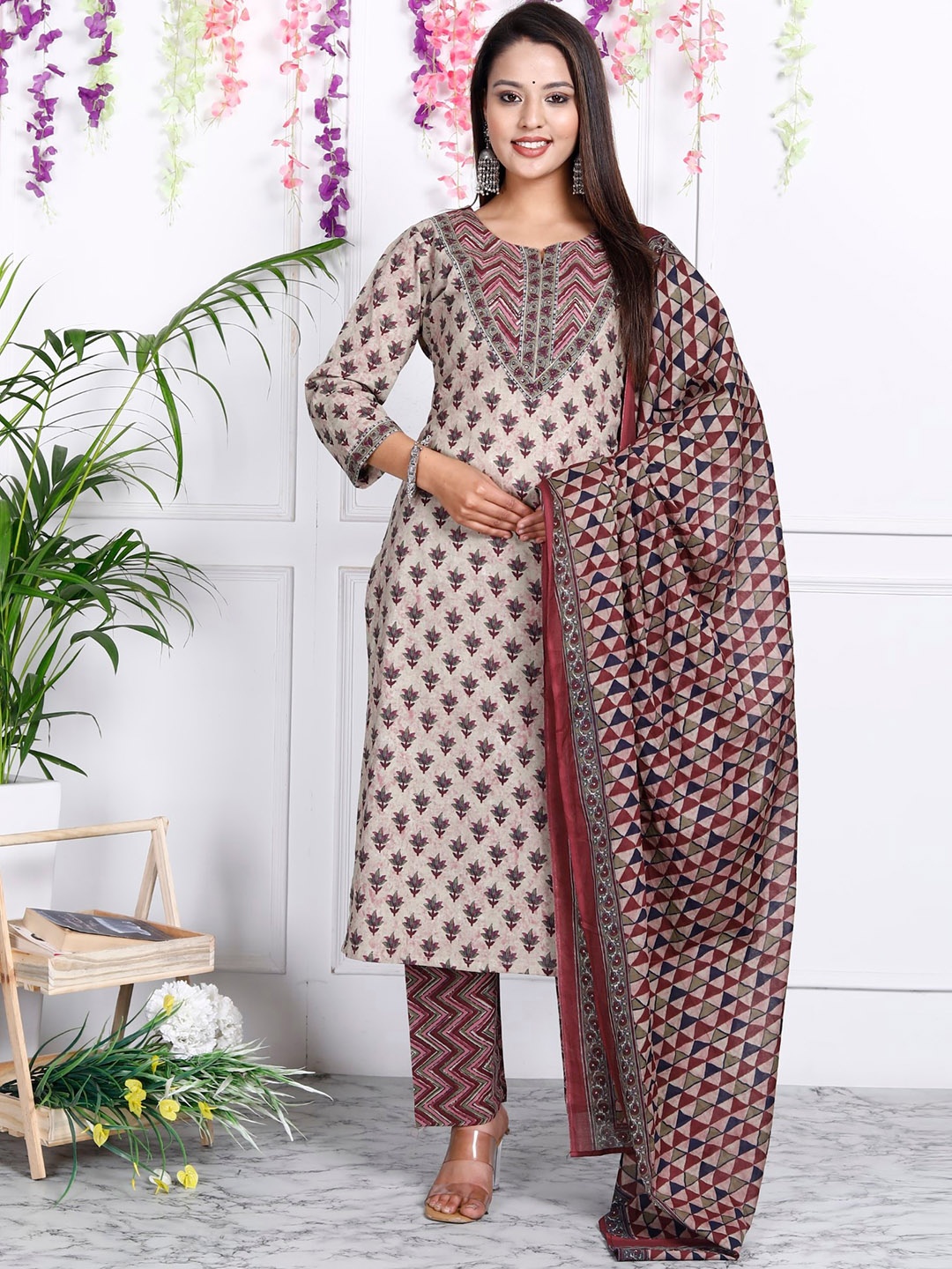

Swasti Floral Printed Pure Cotton Straight Kurta With Trouser & Dupatta, Maroon