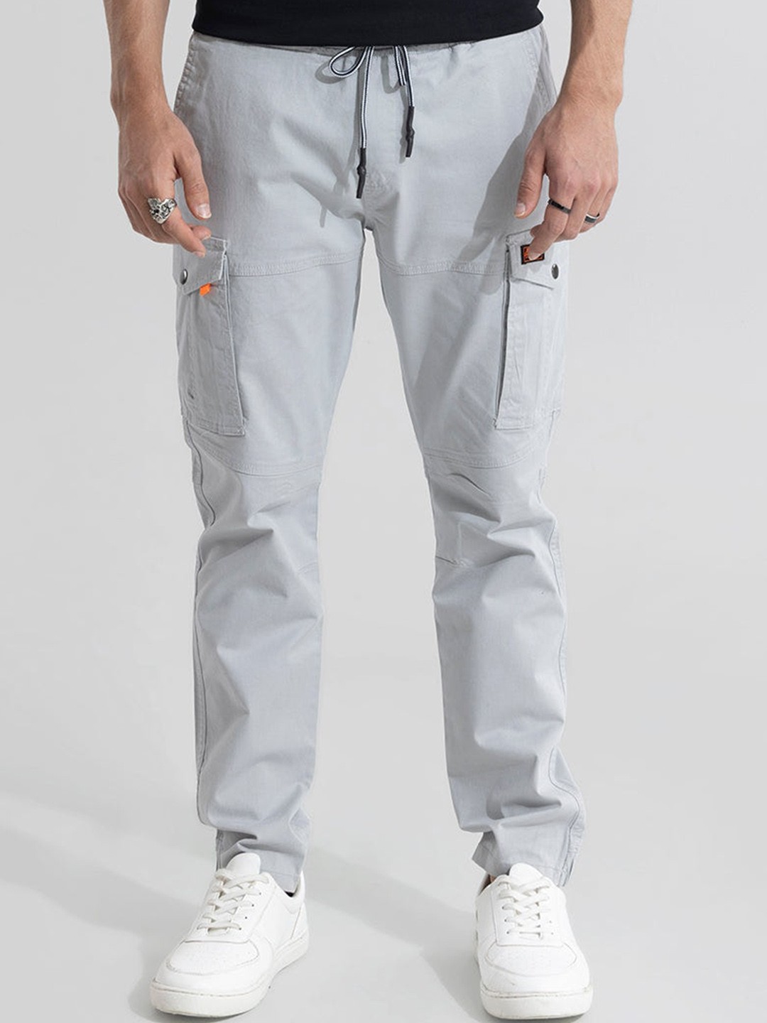 

Snitch Grey Men Mid-Rise Smart Slim Fit Cotton Cargo Trousers