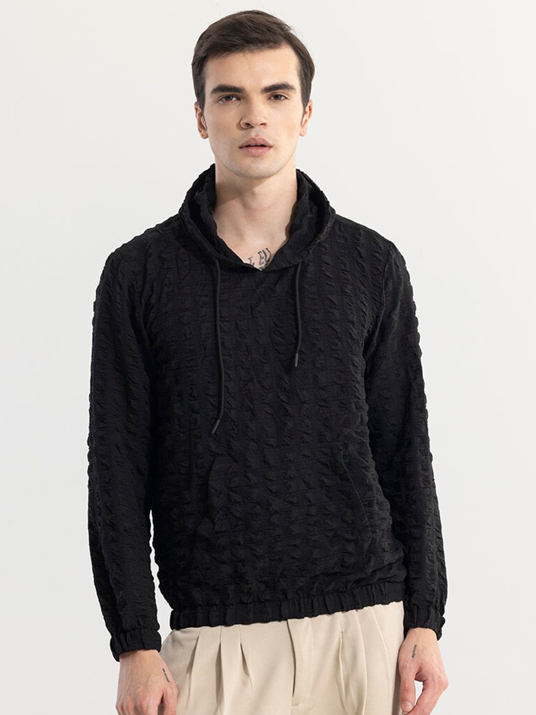 

Snitch Black Self Design Hooded Pullover Sweatshirt