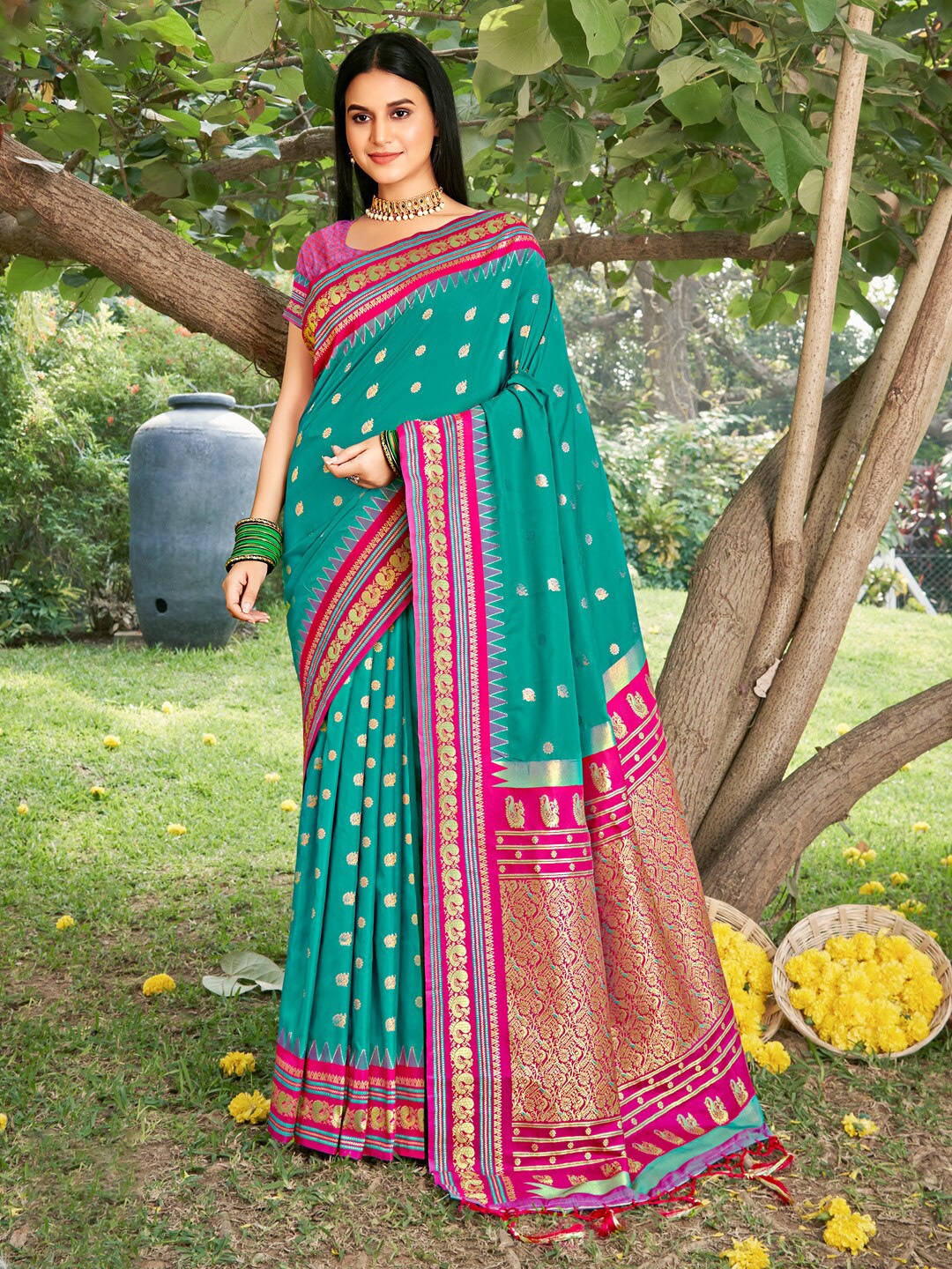 

SANGAM PRINTS Ethnic Motifs Woven Design Paithani Silk Saree, Sea green