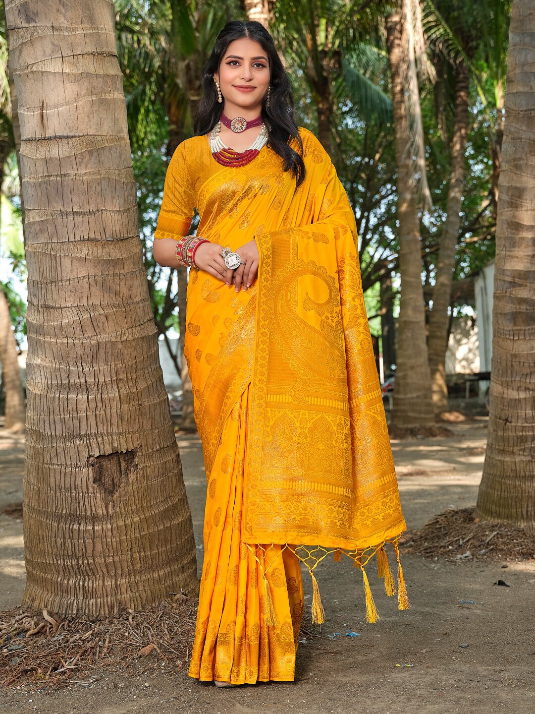 

SANGAM PRINTS Woven Design Zari Banarasi Saree, Mustard