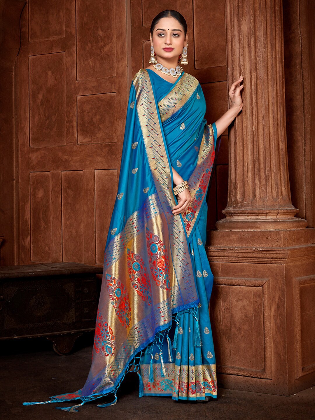 

SANGAM PRINTS Woven Design Zari Silk Paithani Saree, Blue