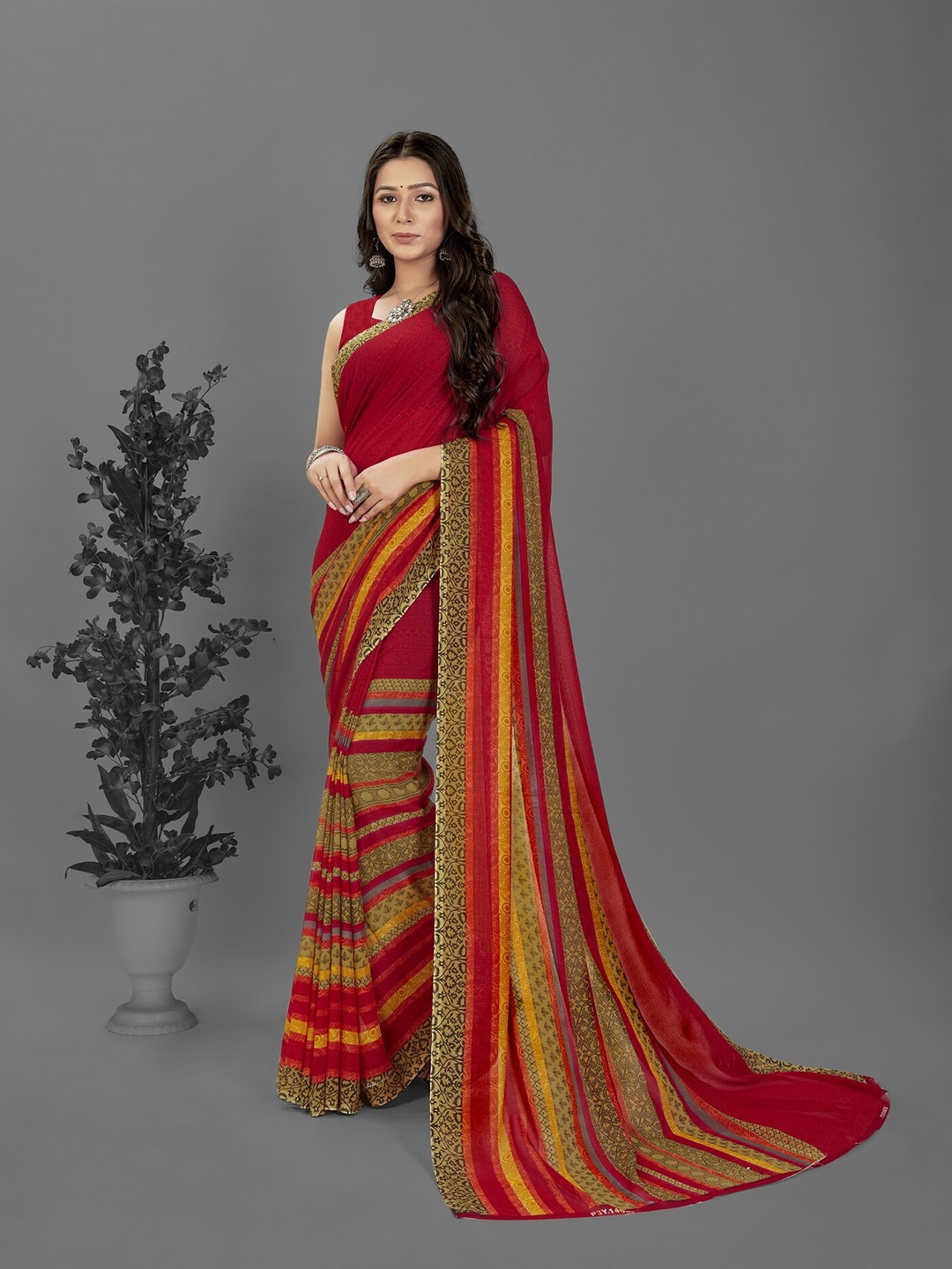 Moda Rapido Floral Printed Saree, Red