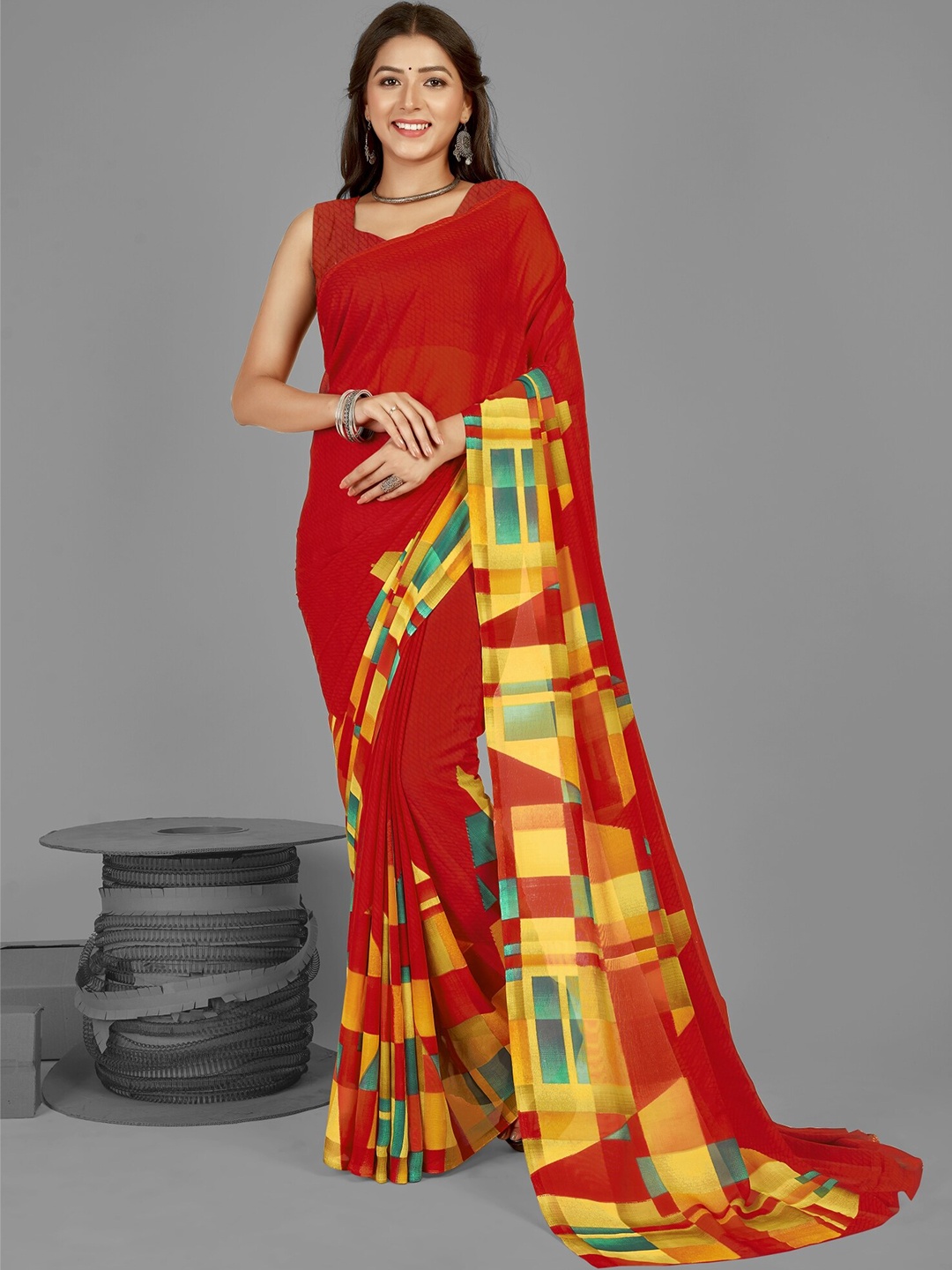 

ANAND SAREES Abstract Printed Saree, Red