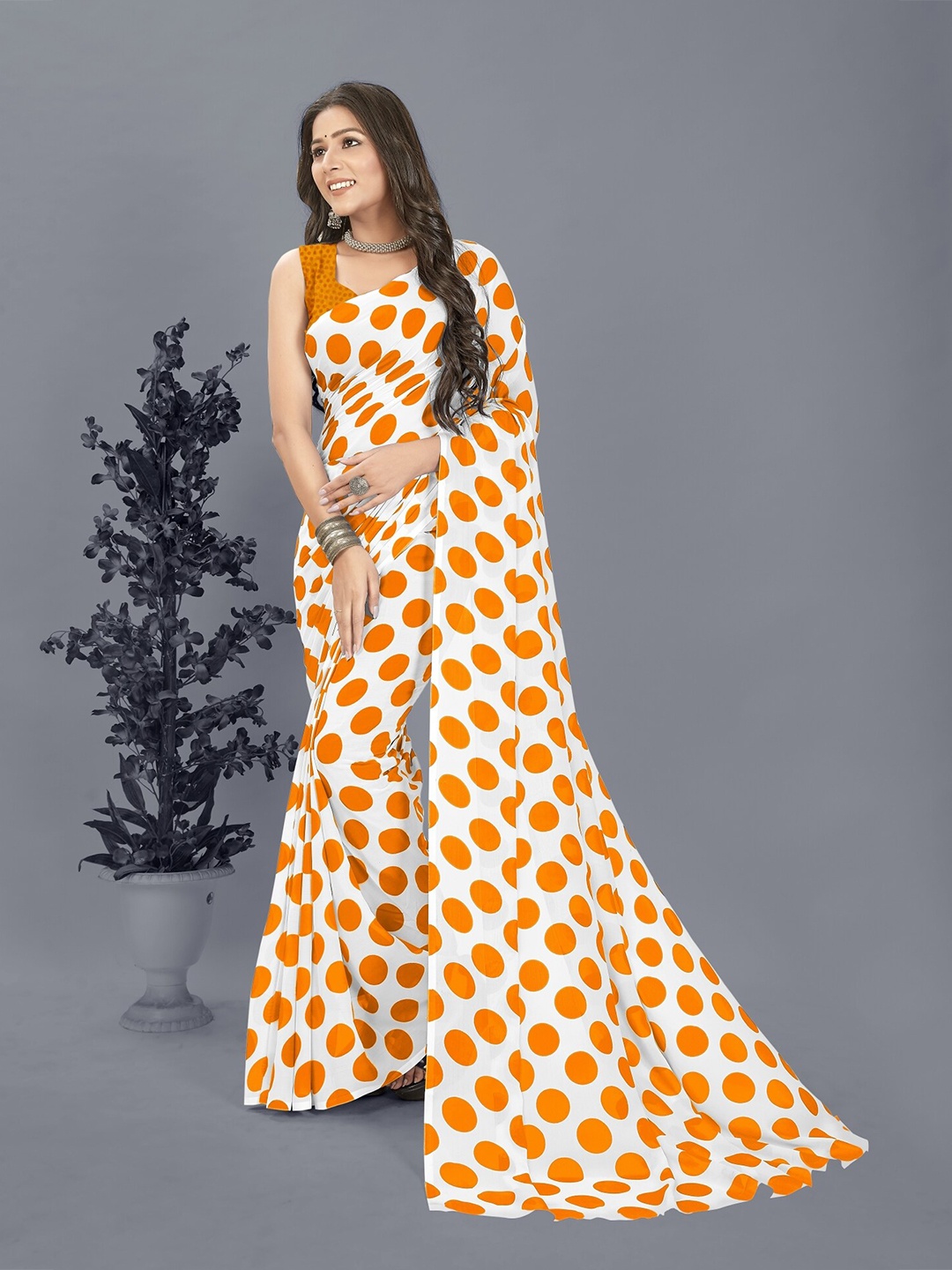 

ANAND SAREES Geometric Printed Saree, Orange