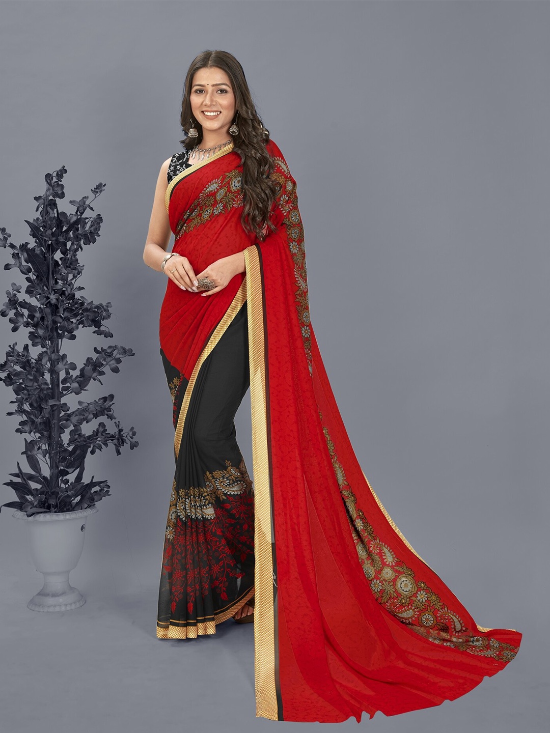 

Moda Rapido Floral Printed Saree, Red