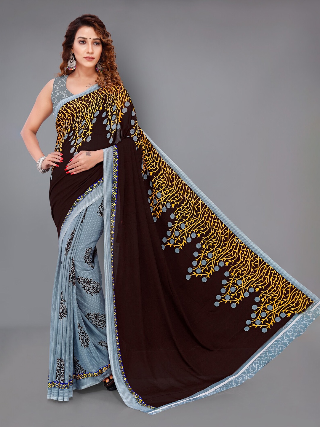

Moda Rapido Floral Printed Saree, Black