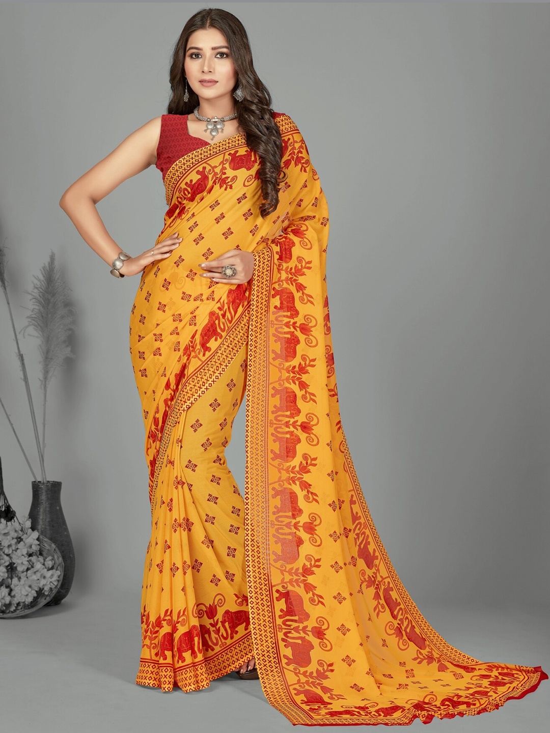 

Moda Rapido Ethnic Motifs Printed Saree, Yellow