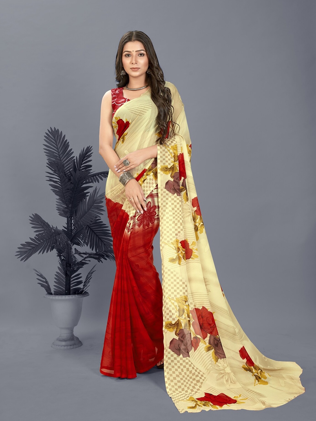 

Moda Rapido Floral Printed Saree, Red