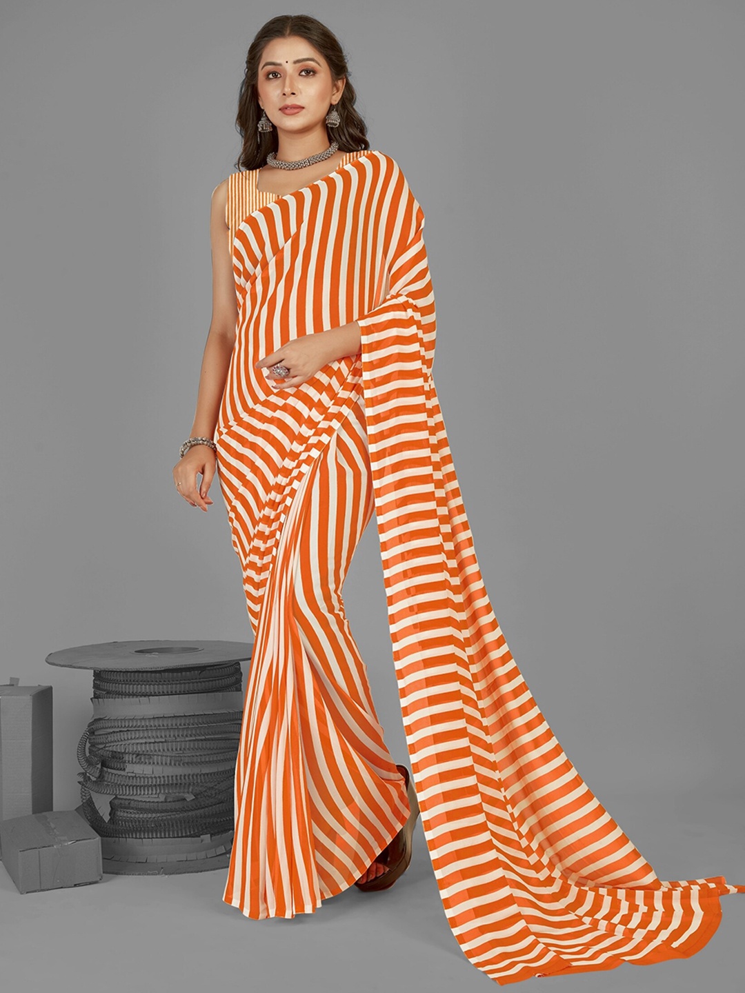 

ANAND SAREES Striped Printed Saree, Orange
