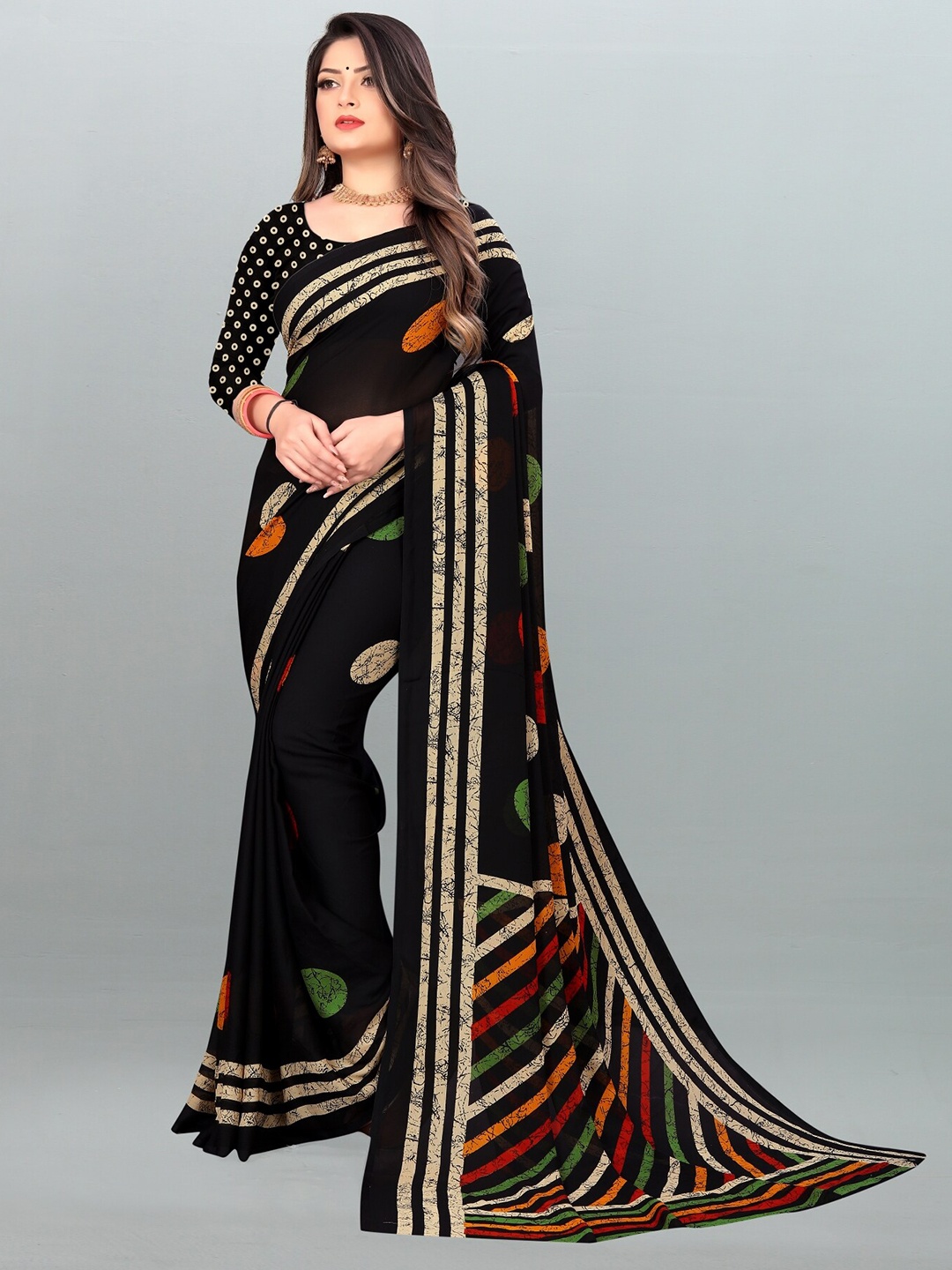 

Moda Rapido Geometric Printed Saree, Black