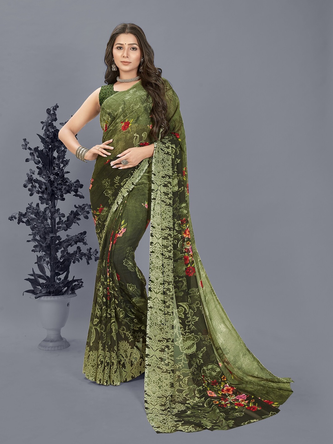 

Moda Rapido Floral Printed Saree, Green