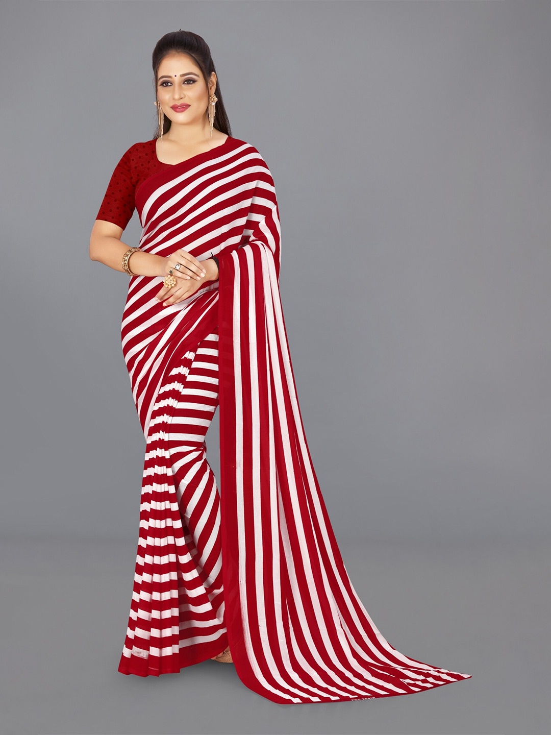 

Moda Rapido Striped Printed Saree, Red